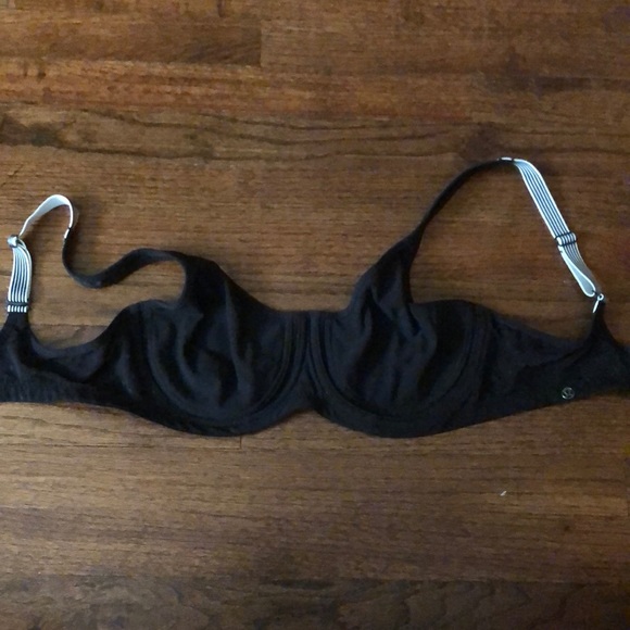 Lululemon Athletica Sports Bra - Picture 1 of 3